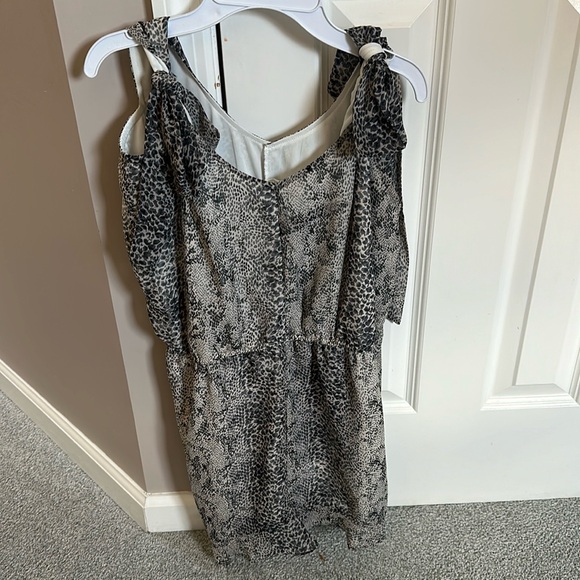 Snakeskin adjustable romper - Picture 1 of 3